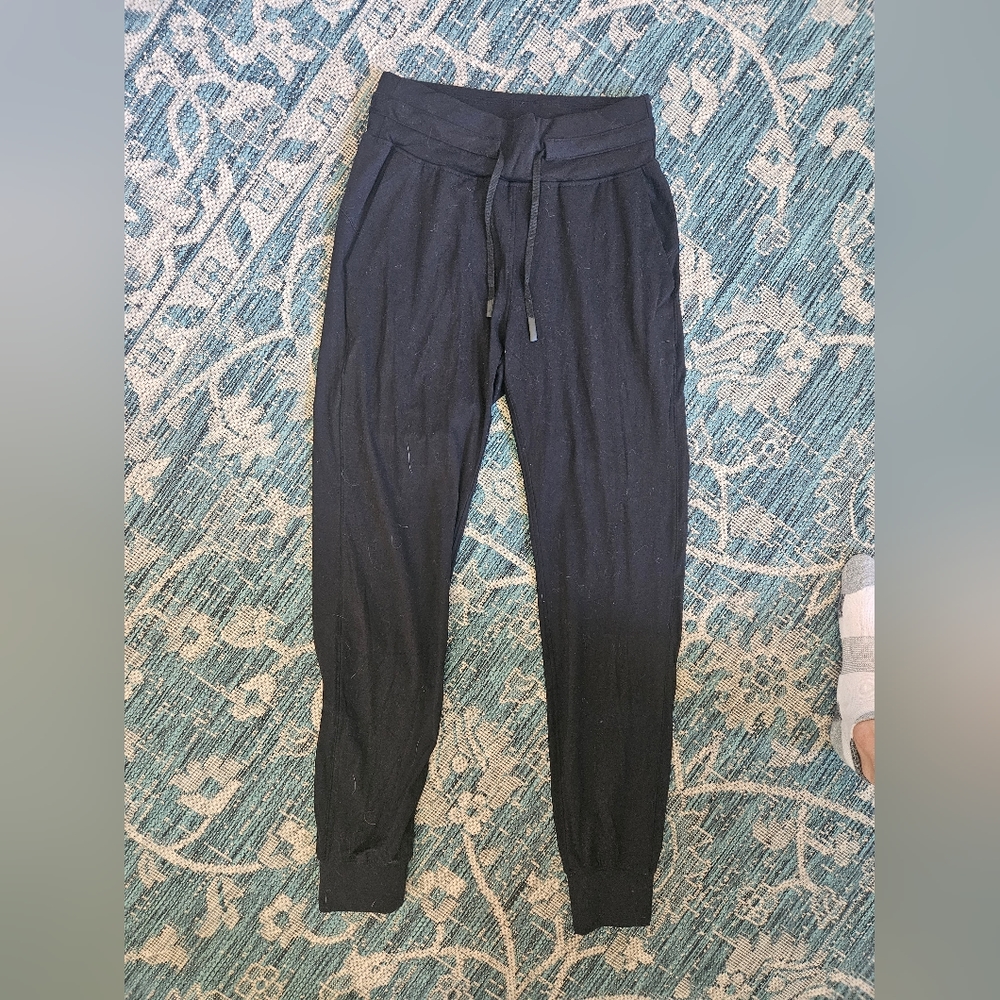 Lululemon Ready to Rulu Jogger